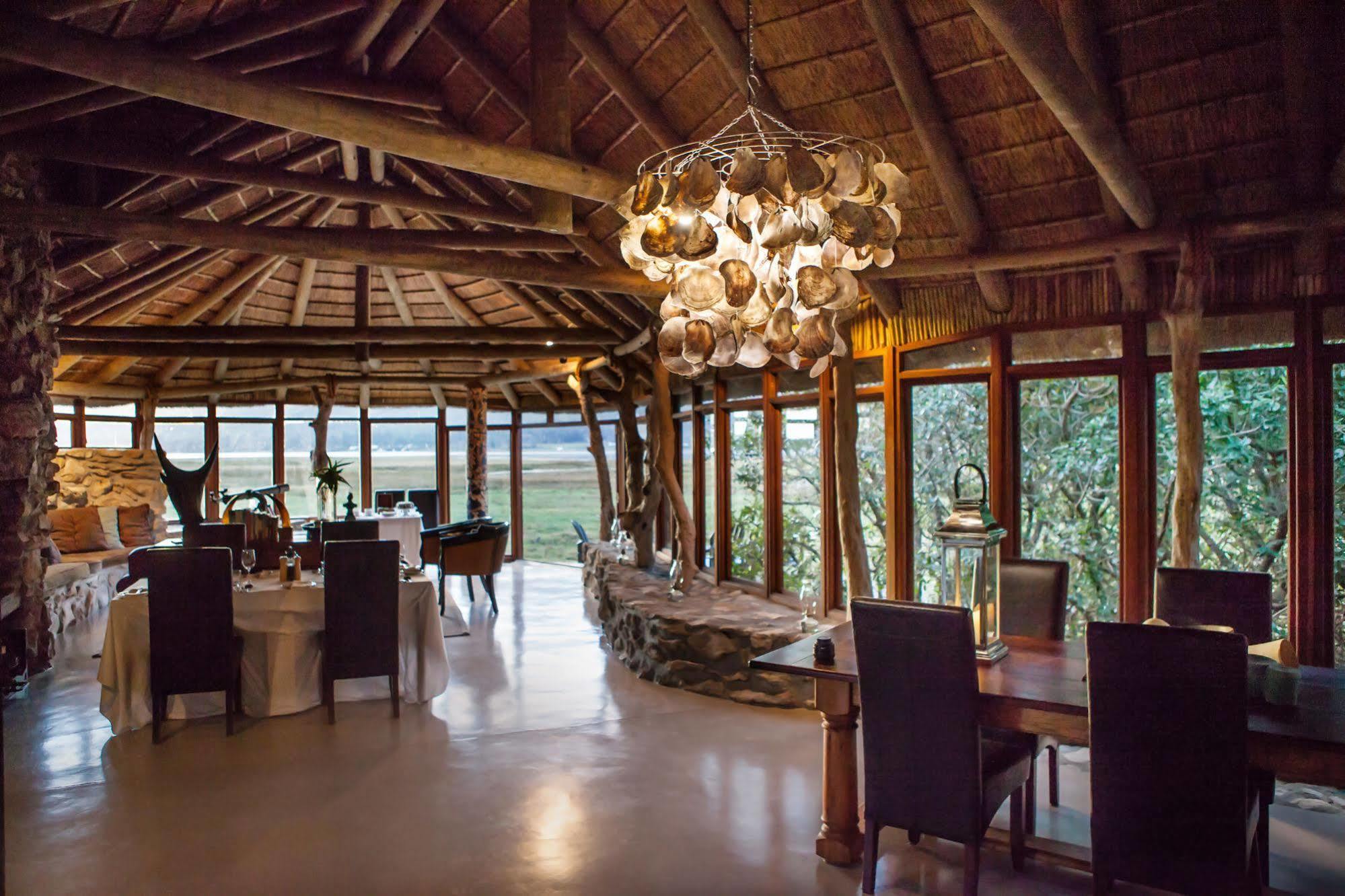 Mosaic Lagoon Lodge Stanford Ngoại thất bức ảnh